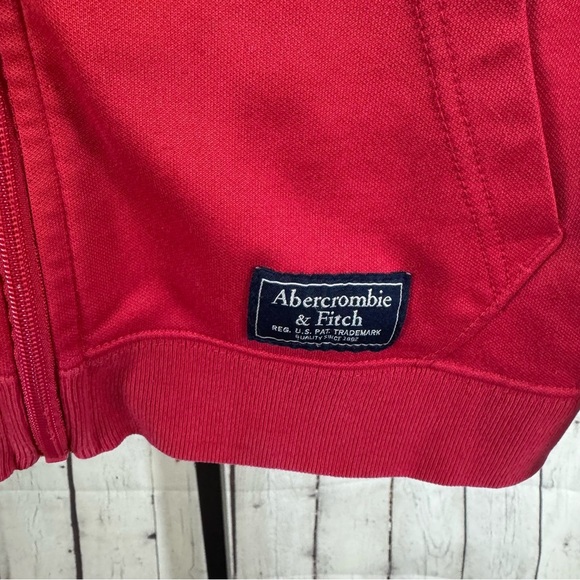Abercrombie & Fitch Red Zip Up Sweatshirt Size XS - Picture 3 of 8